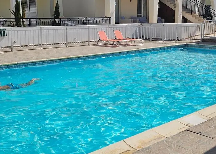 Margaret アパート Prodhromi